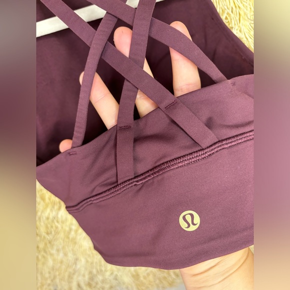SOLDLululemonRARE NWOT💎Energy Bra High-Neck Longline✨Lunar New Year Cassis✨sz 4 - Picture 11 of 16